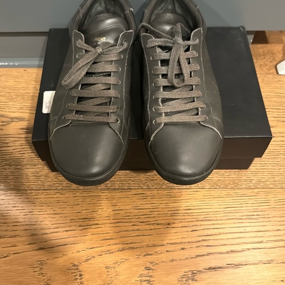 SAINT LAURENT SL/01 Men’s Dark Gray LEATHER LOW-TOP Sneakers Shoes - Picture 3 of 6